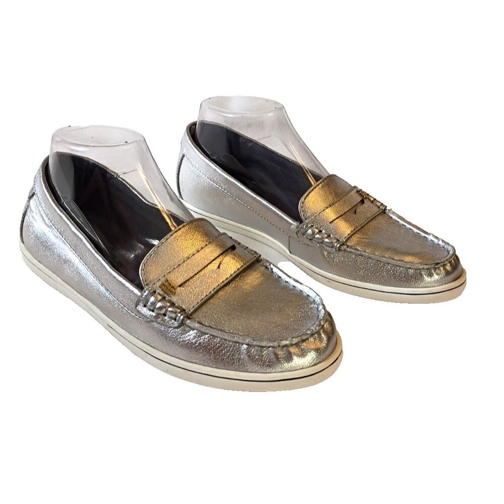 Tommy Hilfiger Women's Silver Boat Shoes Size 7.5M NEW